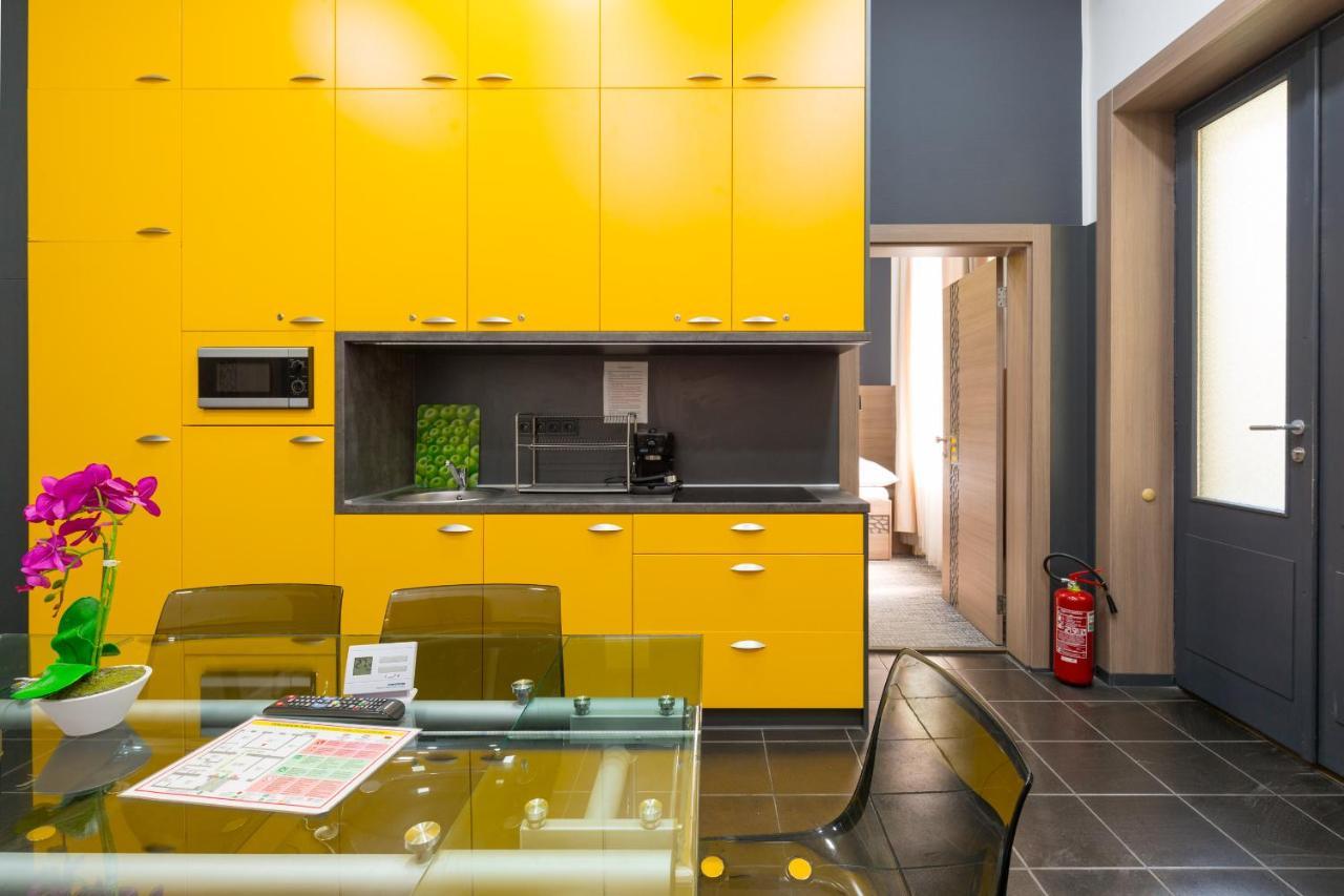 Hostel E14 Design