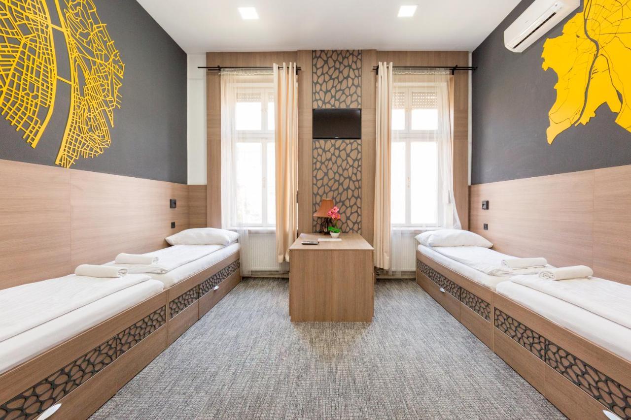 Hostel E14 Design *
